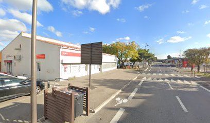 Initial Vape Shop
