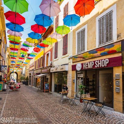 CBD Salon de Provence I La French Hemp Factory
